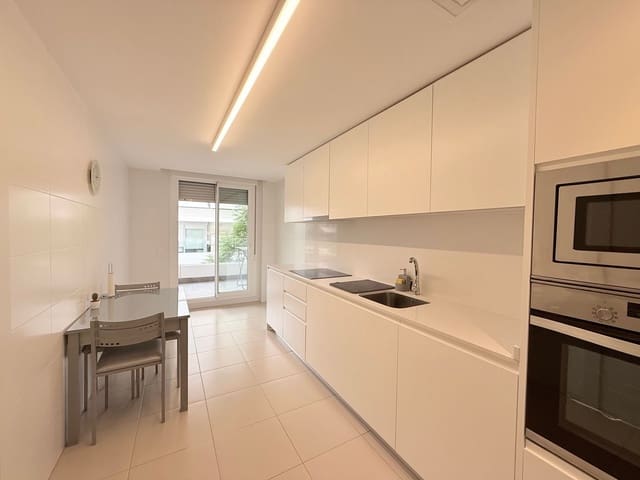 3 sovrum Lägenhet att hyra i Rodeo Alto - Guadaiza - La Campana, Marbella med pool garage - 2 500 € (Ref: 10036276)