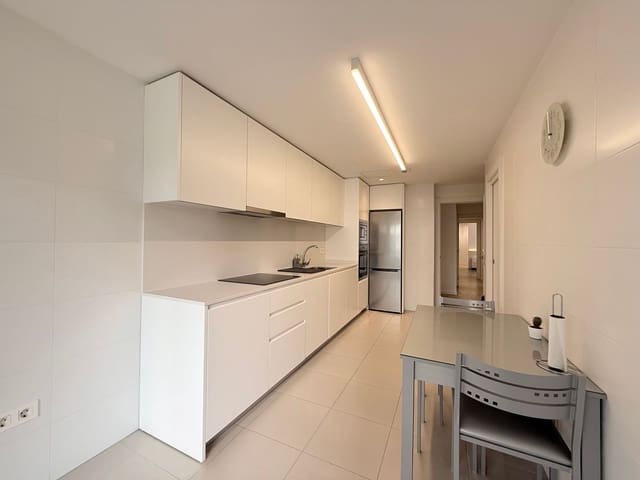 3 sovrum Lägenhet att hyra i Rodeo Alto - Guadaiza - La Campana, Marbella med pool garage - 2 500 € (Ref: 10036276)