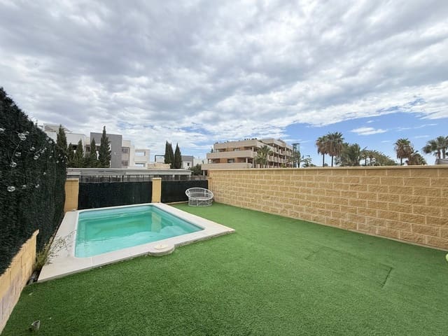 Adosado de 3 habitaciones en Bel-Air, Estepona en alquiler con piscina garaje - 2.500 € (Ref: 10063868)