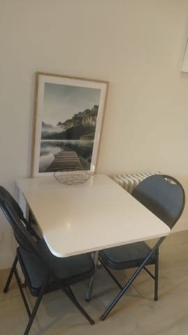 2 soveværelse Lejlighed til leje i Mirasierra, Madrid by med swimmingpool garage - € 1.800 (Ref: 10074775)