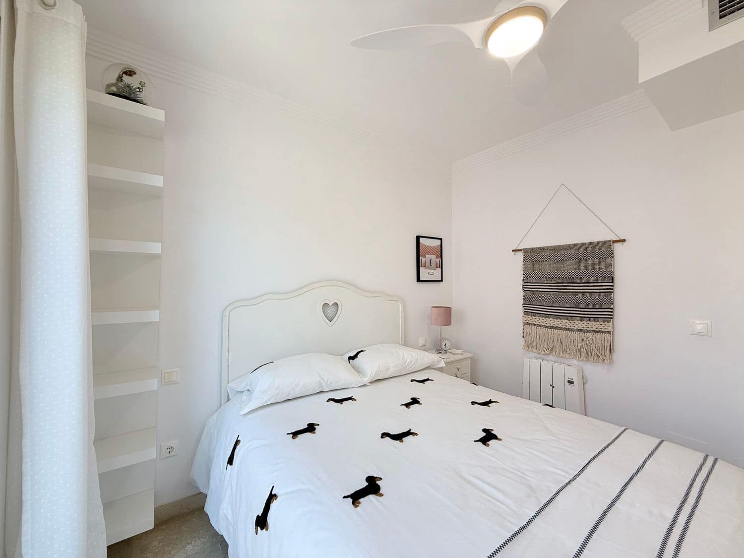 3 soveværelse Byhus til leje i Nueva Andalucia med swimmingpool garage - € 3.000 (Ref: 10077562)