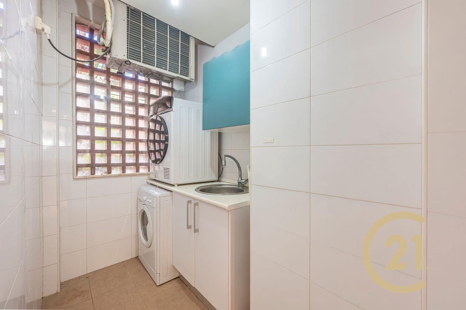 2 sovrum Lägenhet till salu i New Golden Mile med pool garage - 459 000 € (Ref: 10108625)