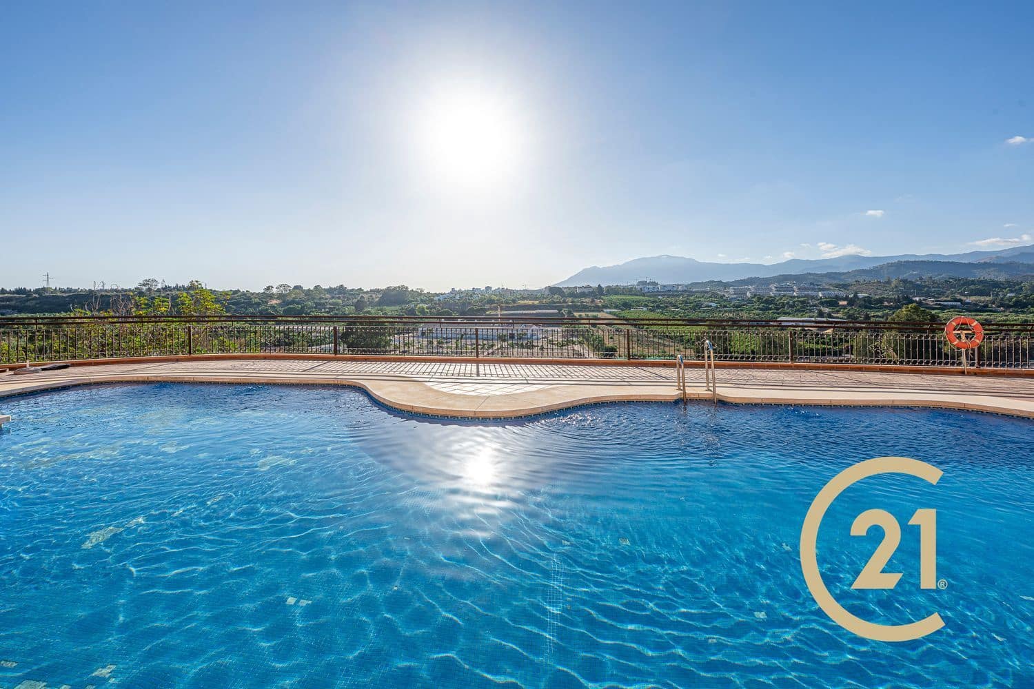 2 sovrum Lägenhet till salu i New Golden Mile med pool garage - 459 000 € (Ref: 10108625)