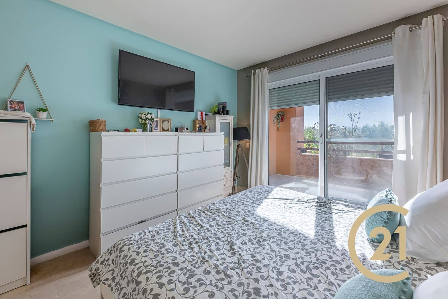 2 sovrum Lägenhet till salu i New Golden Mile med pool garage - 459 000 € (Ref: 10108625)