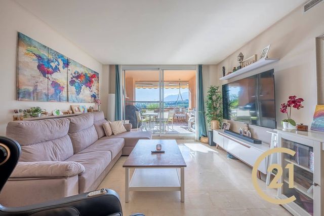 2 sypialnia Apartament na sprzedaż w Cancelada, Estepona z basenem garażem - 449 000 € (Ref: 10108625)
