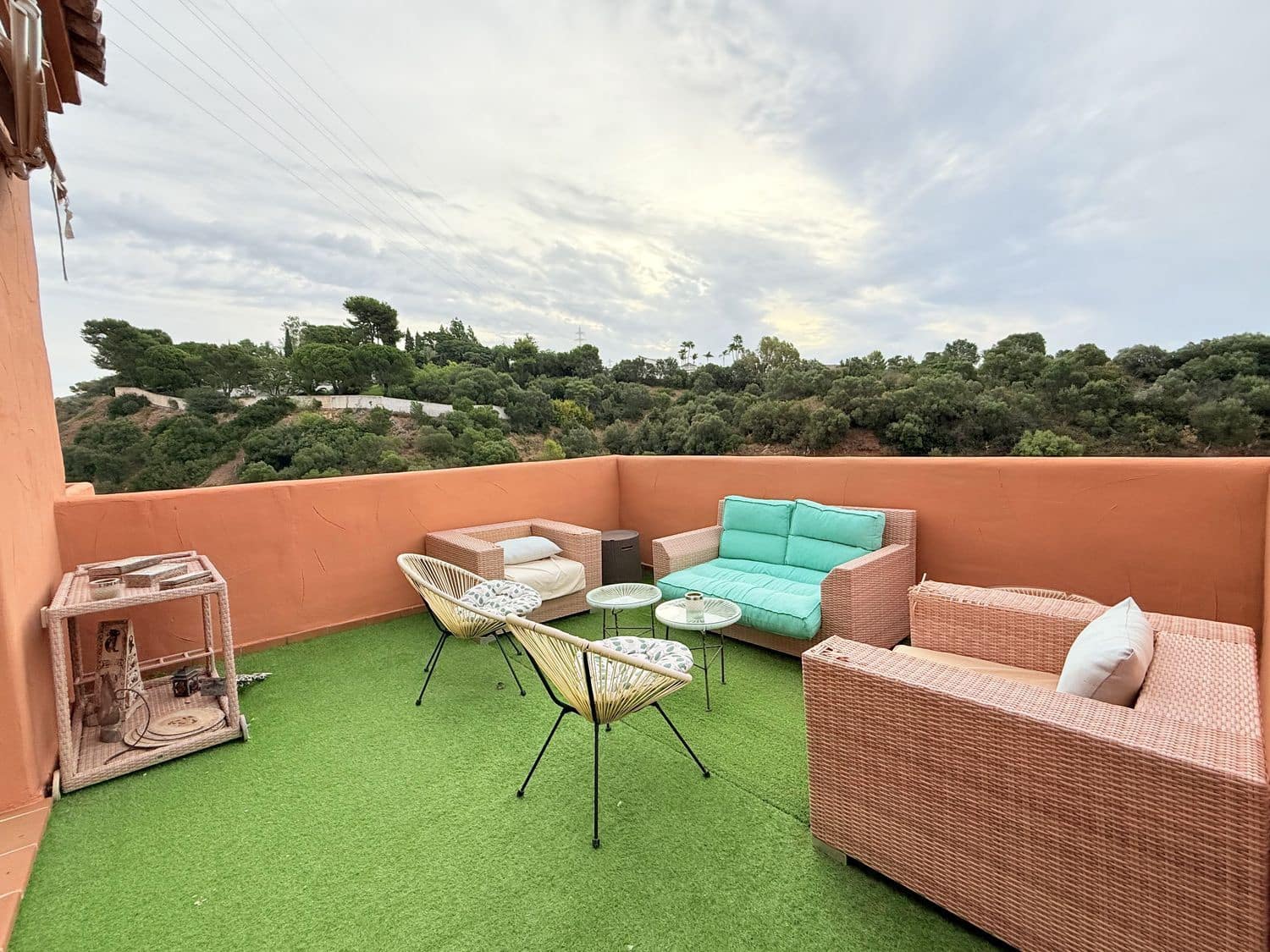 2 bedroom Apartment for sale in Santa Maria Golf with pool garage - € 539,000 (Ref: 10108626)
