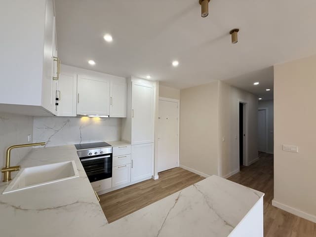 2 camera da letto Appartamento in vendita in Playa Bajadilla - Puertos, Marbella con piscina garage - 830.000 € (Rif: 10141578)