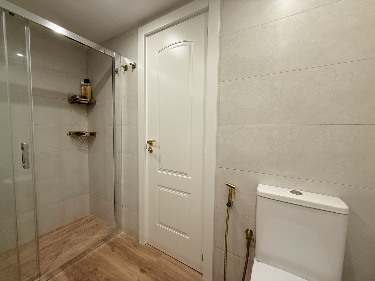 2 bedroom Apartment for sale in Marbella with pool garage - € 830,000 (Ref: 10141578)