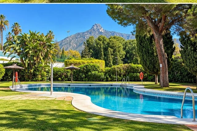 2 soverom Leilighet til salgs i Lomas De Marbella, Marbella med svømmebasseng garasje - € 450 000 (Ref: 10182366)