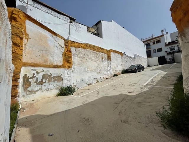 Undeveloped Land for sale in Monda - € 178,000 (Ref: 8189529)