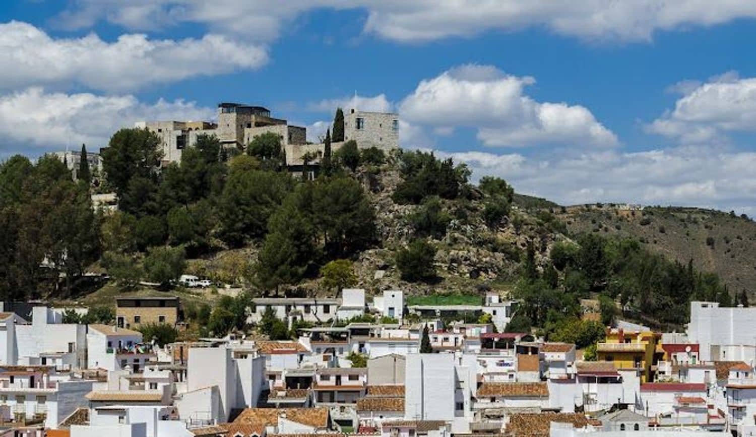 8 soveværelse Finca/Landehus til salg i Monda med swimmingpool garage - € 429.990 (Ref: 8247423)