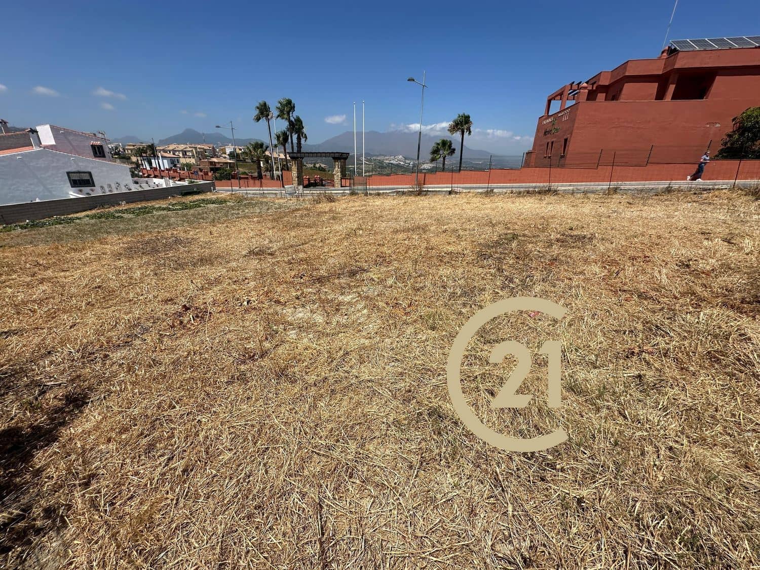 Grunde uden byggetilladelser til salg i Manilva - € 330.000 (Ref: 8432364)