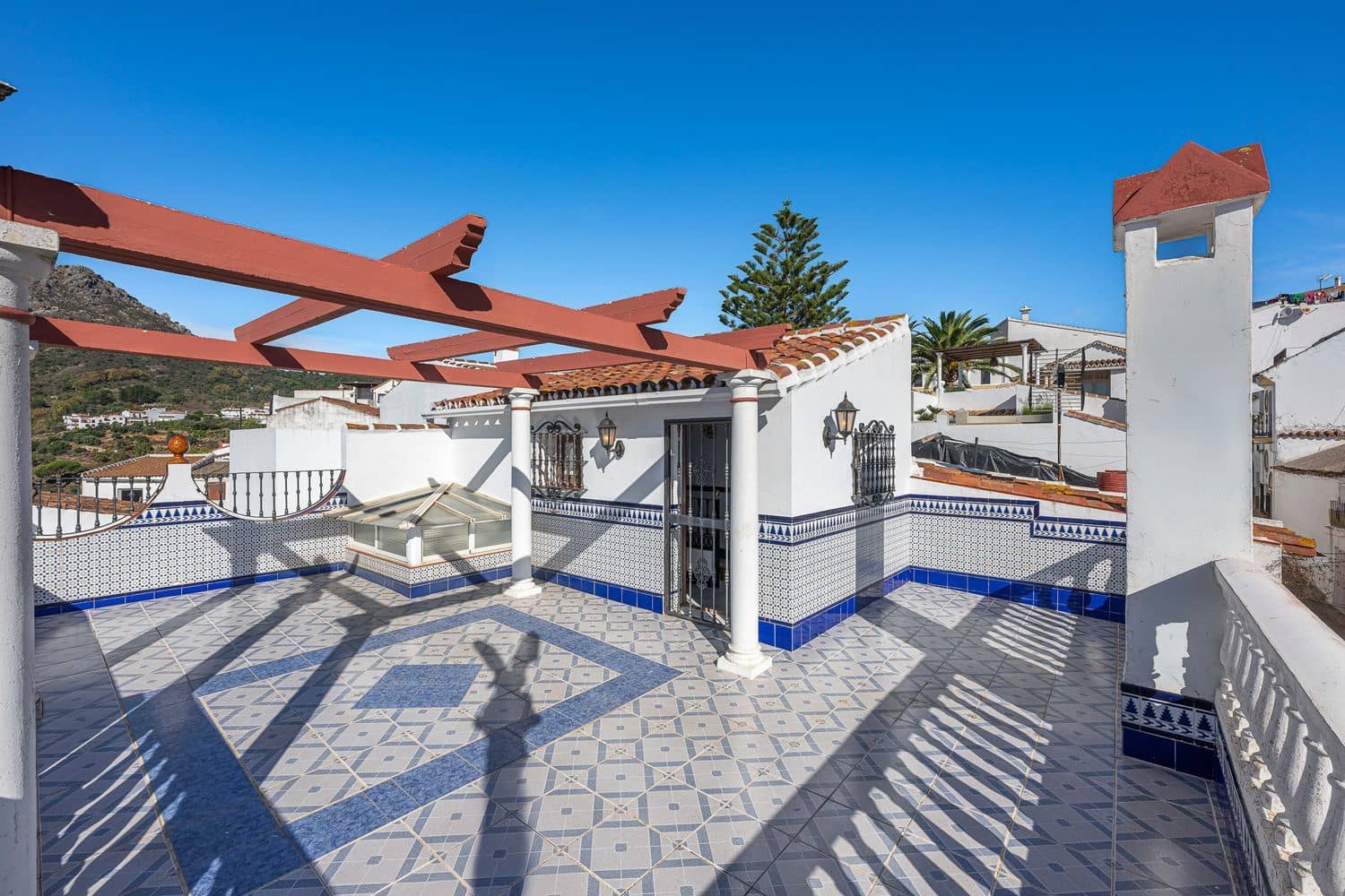 4 soveværelse Byhus til salg i Gaucin med garage - € 398.000 (Ref: 8583787)