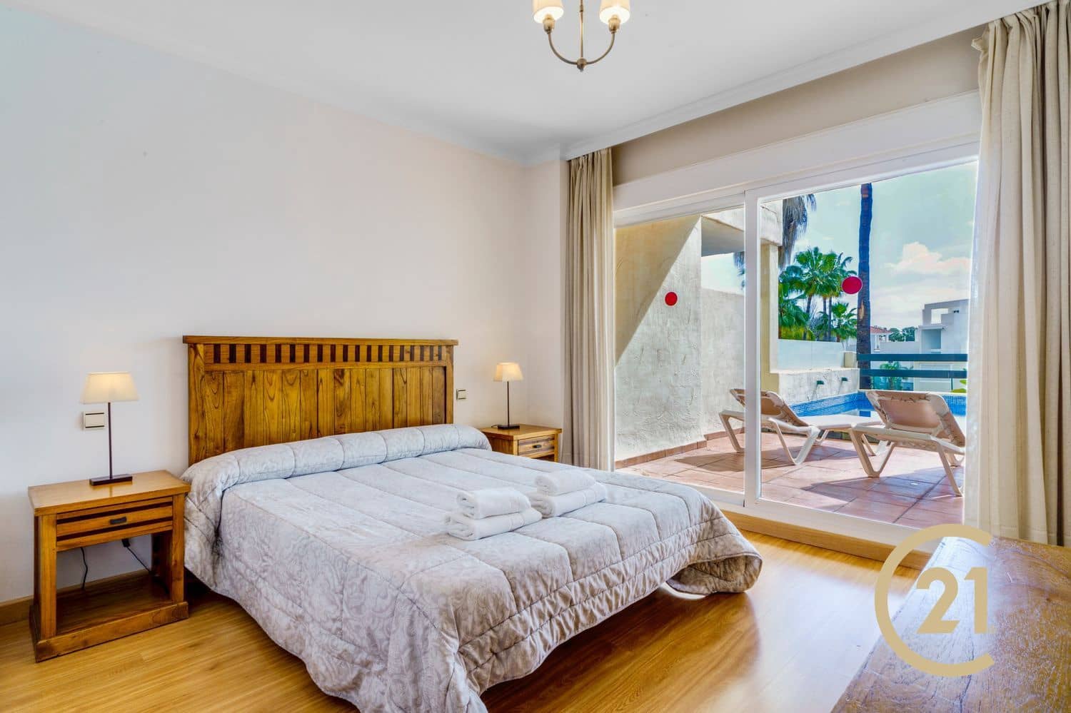 3 soveværelse Lejlighed til salg i El Paraiso med swimmingpool garage - € 395.000 (Ref: 8869137)