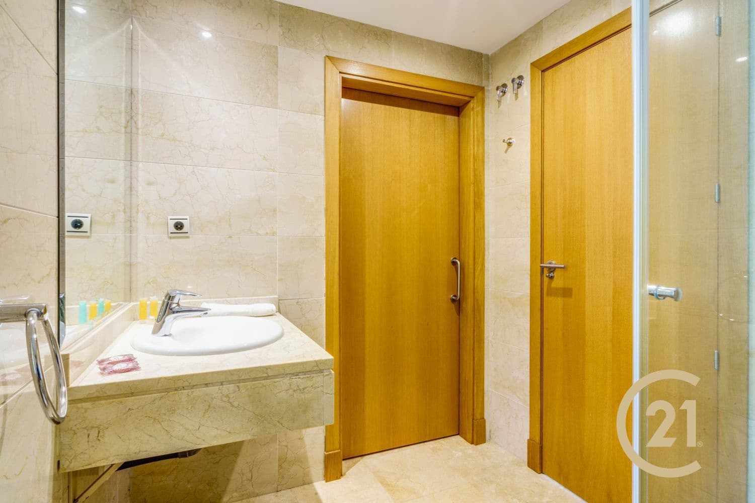 3 soveværelse Lejlighed til salg i El Paraiso med swimmingpool garage - € 395.000 (Ref: 8869137)