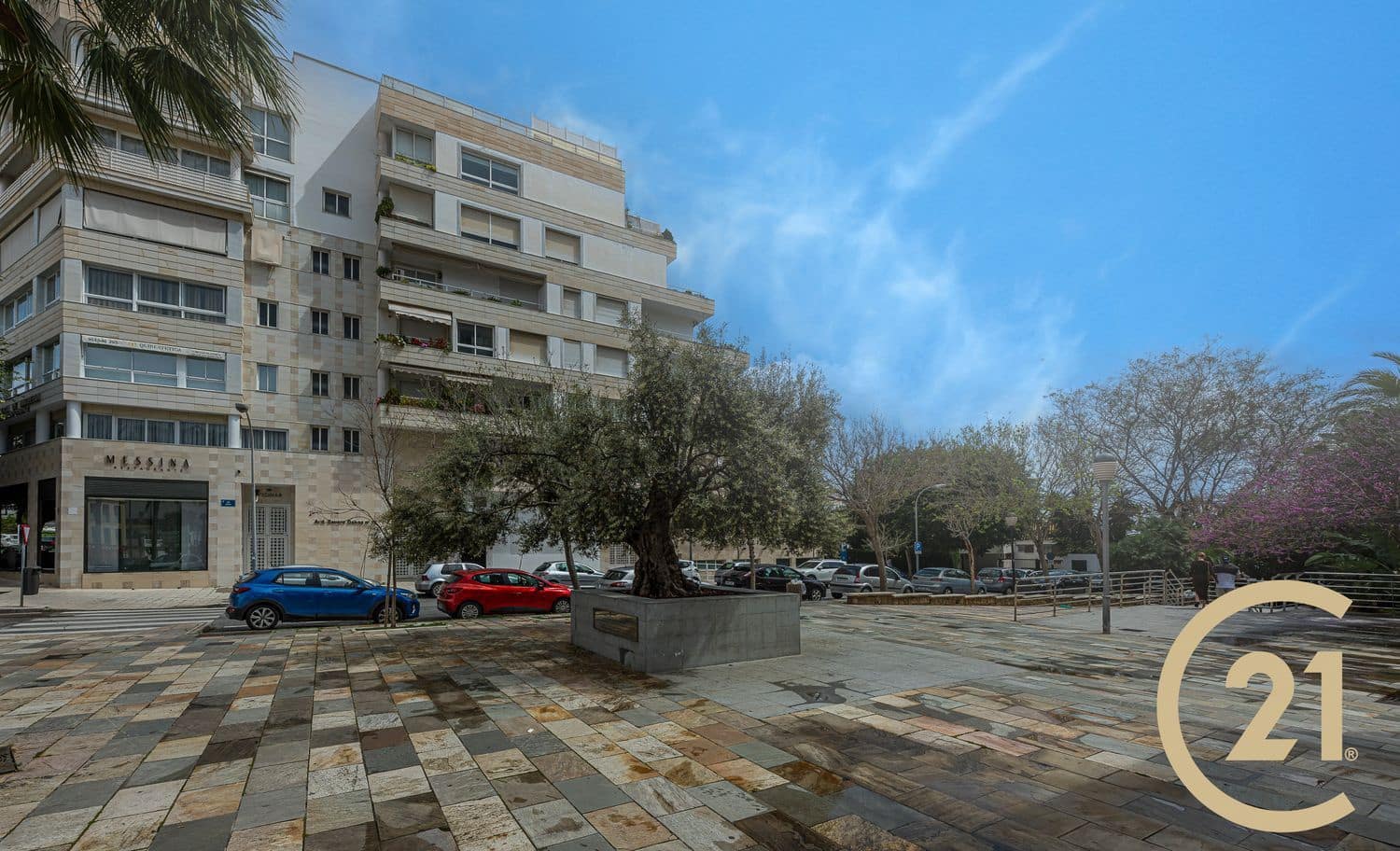 Ristorante/Bar da affittare in Marbella - 3.388 € (Rif: 8928459)