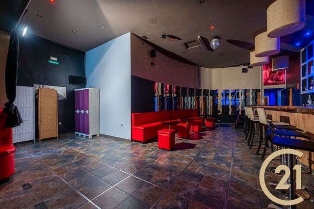 Ristorante/Bar da affittare in Playa Bajadilla - Puertos, Marbella - 3.388 € (Rif: 8928459)