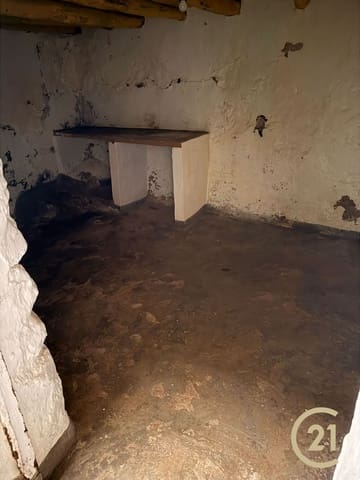 3 bedroom Townhouse for sale in Gaucín with garage - € 59,000 (Ref: 8928460)