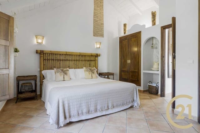 9 soveværelse Hotel til salg i Cortes de la Frontera med swimmingpool garage - € 975.000 (Ref: 8936519)