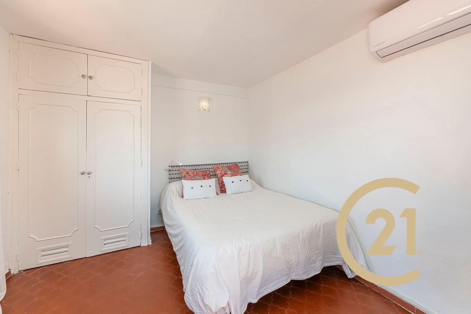 6 makuuhuone Huoneisto myytävänä paikassa San Pedro de Alcantara mukana 
autotalli - 545 000 € (Ref: 8967934)