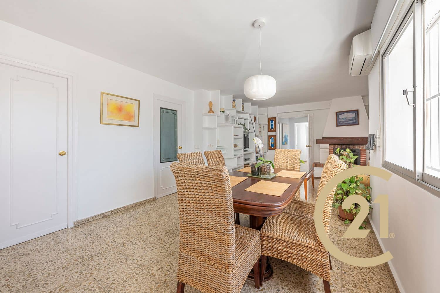 6 makuuhuone Huoneisto myytävänä paikassa San Pedro de Alcantara mukana 
autotalli - 545 000 € (Ref: 8967934)