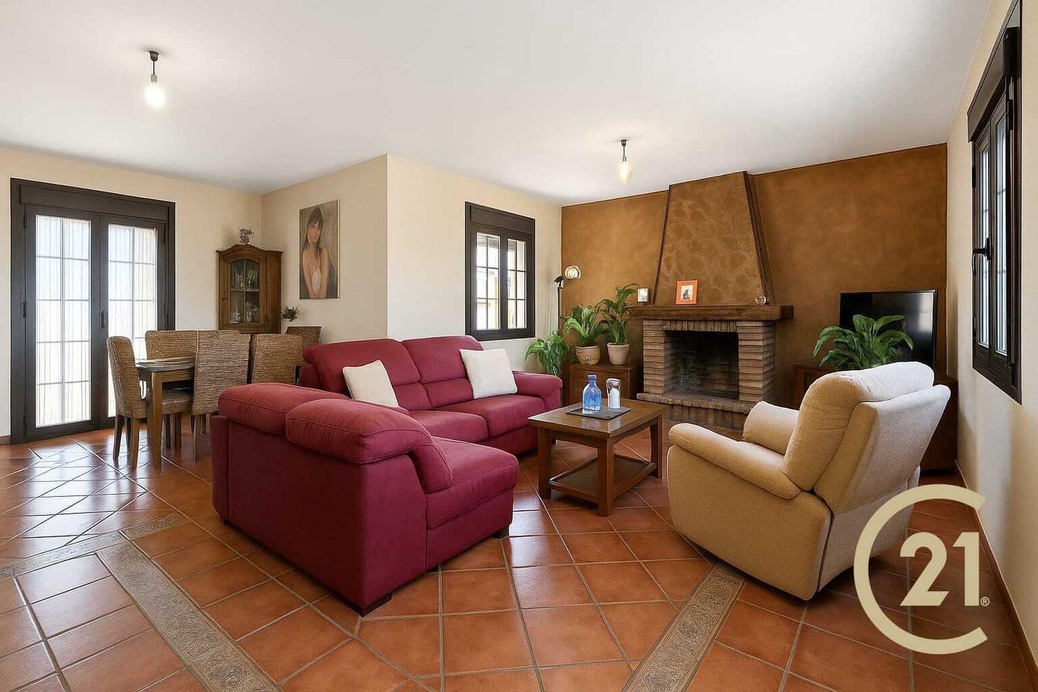 4 soveværelse Finca/Landehus til salg i Arriate med swimmingpool garage - € 295.000 (Ref: 9022733)