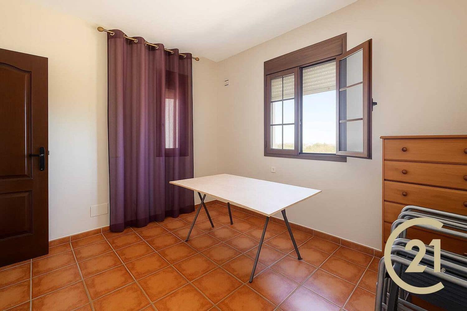 4 soveværelse Finca/Landehus til salg i Arriate med swimmingpool garage - € 295.000 (Ref: 9022733)