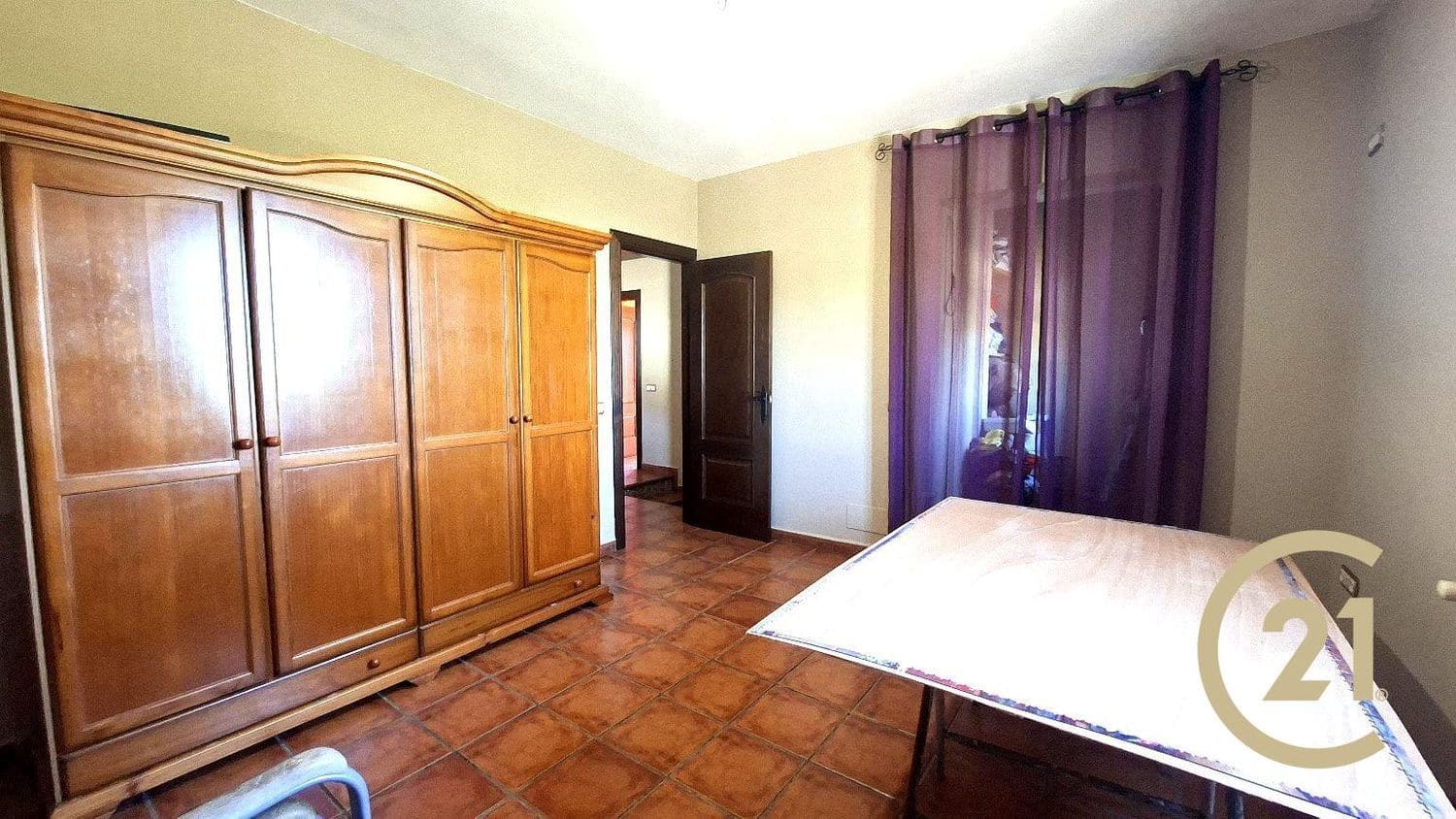 4 soveværelse Finca/Landehus til salg i Arriate med swimmingpool garage - € 295.000 (Ref: 9022733)