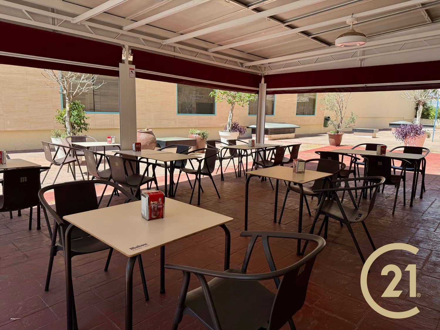 Restaurant/Bar til leie i Marbella - € 3 025 (Ref: 9029205)