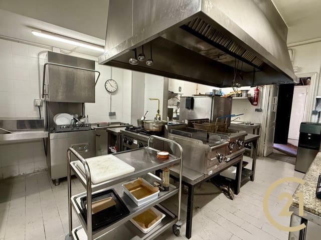 Ravintola/baari vuokrattavana paikassa Zona Miraflores, Marbella - 3 025 € (Ref: 9029205)