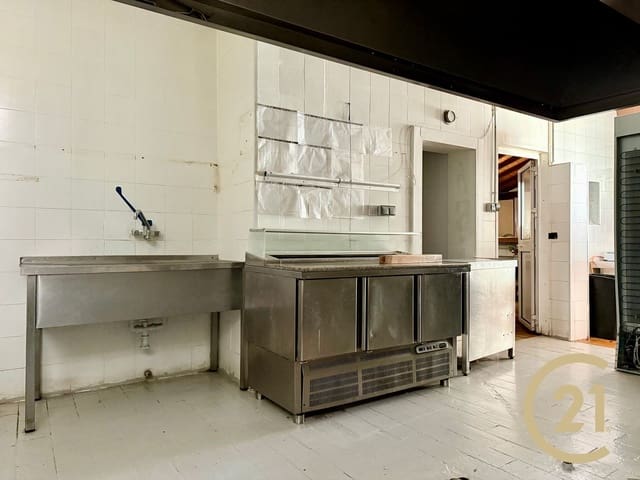 Local Comercial en Zona Miraflores, Marbella en alquiler - 2.500 € (Ref: 9029205)