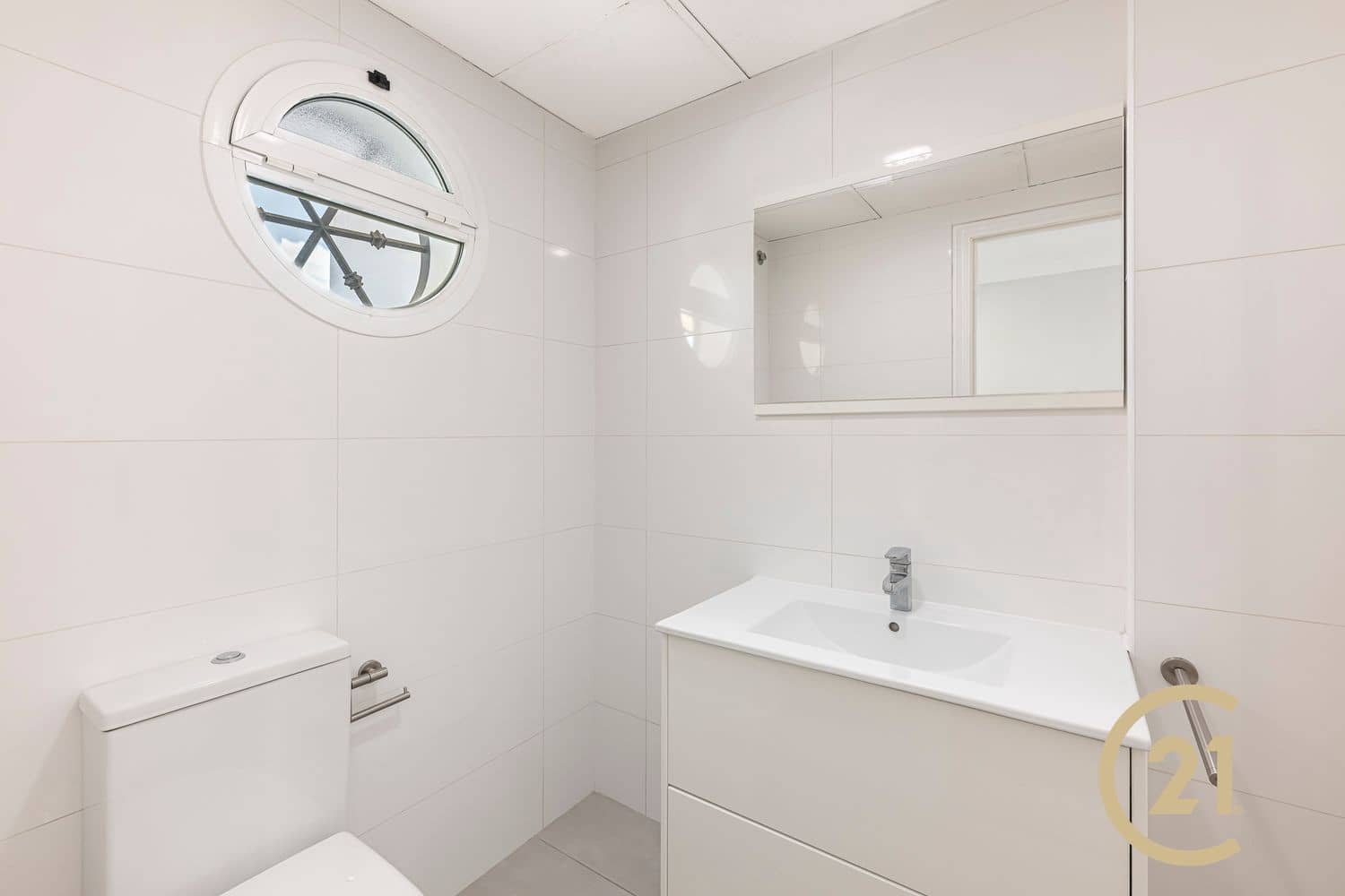 4 quarto Casa em Banda para venda em Marbella com piscina garagem - 870 000 € (Ref: 9088384)