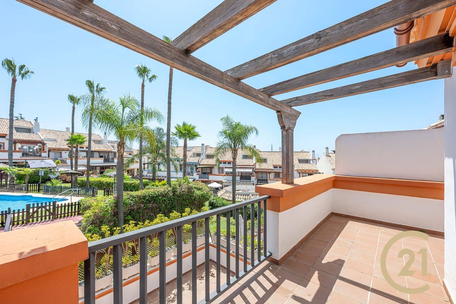 4 quarto Casa em Banda para venda em Marbella com piscina garagem - 870 000 € (Ref: 9088384)