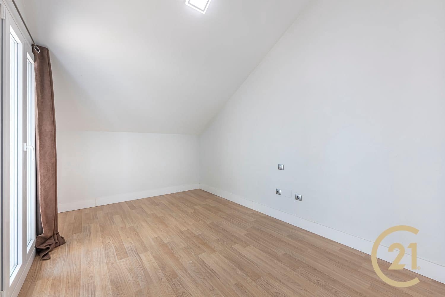 4 quarto Casa em Banda para venda em Marbella com piscina garagem - 870 000 € (Ref: 9088384)