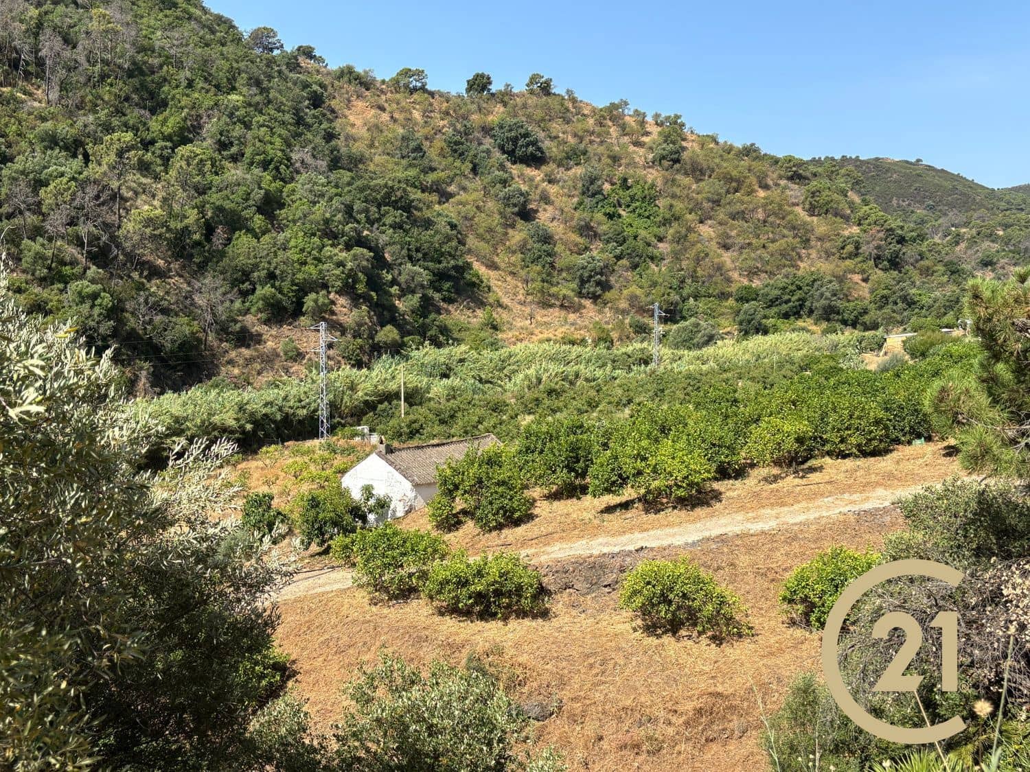 Grond te koop in Estepona - € 375.000 (Ref: 9100338)