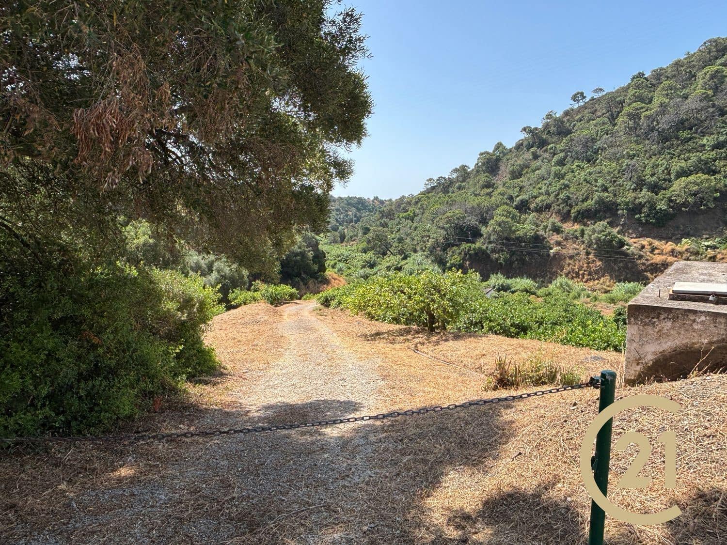 Grond te koop in Estepona - € 375.000 (Ref: 9100338)