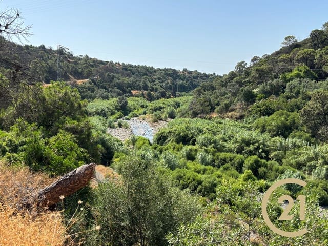 Teren niezagospodarowany na sprzedaż w Altos de Estepona, Estepona - 375 000 € (Ref: 9100338)