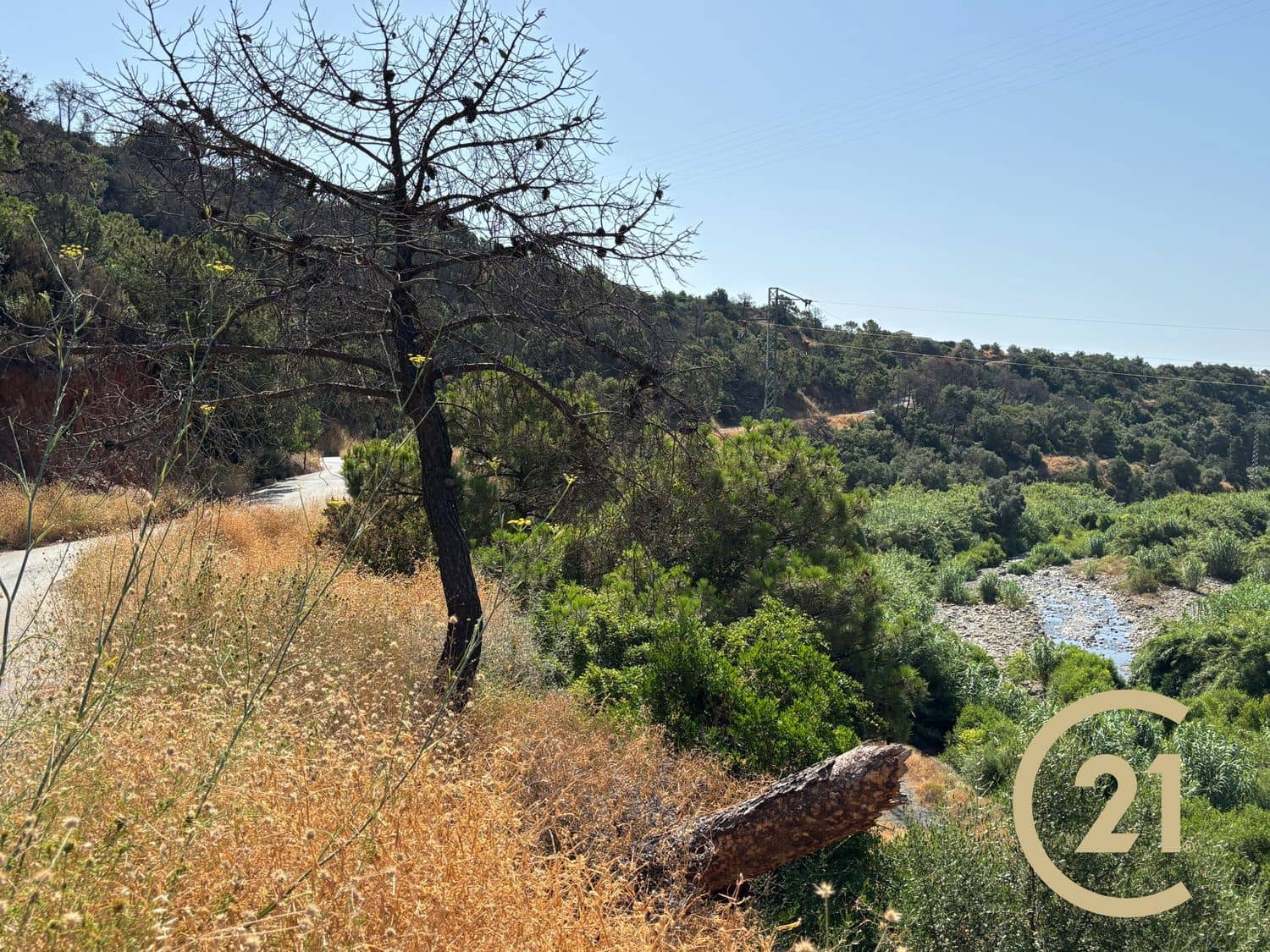 Grond te koop in Estepona - € 375.000 (Ref: 9100338)