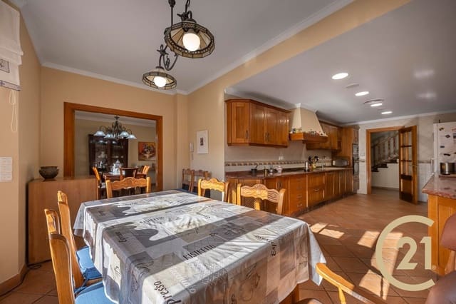 5 sypialnia Dom na sprzedaż w La Quinta, Benahavís z basenem garażem - 1 980 000 € (Ref: 9106341)