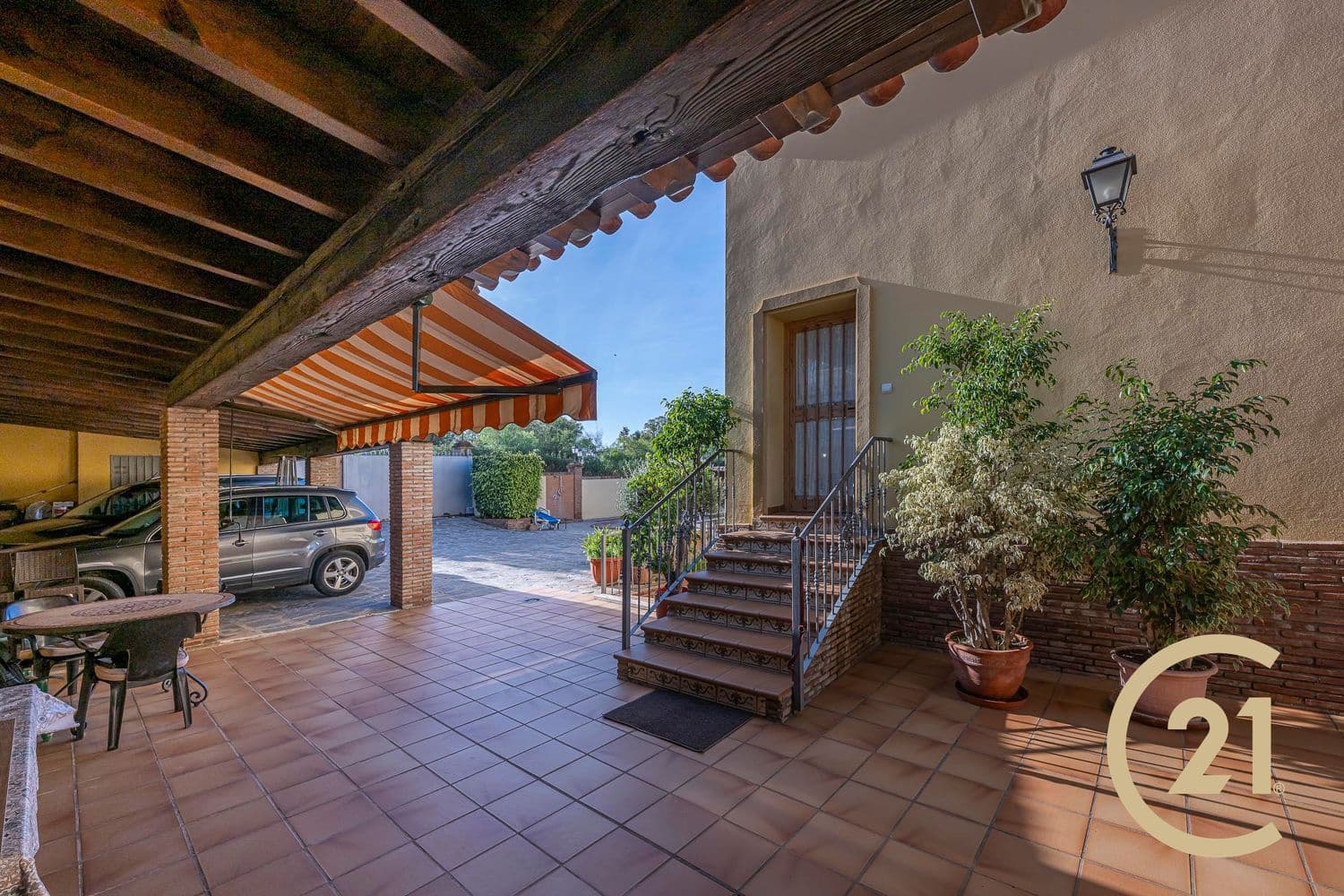 5 slaapkamer Huis te koop in La Quinta met zwembad garage - € 1.980.000 (Ref: 9106341)