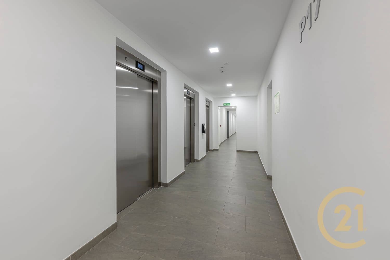 1 soveværelse Lejlighed til salg i Malaga by med swimmingpool garage - € 375.000 (Ref: 9160760)