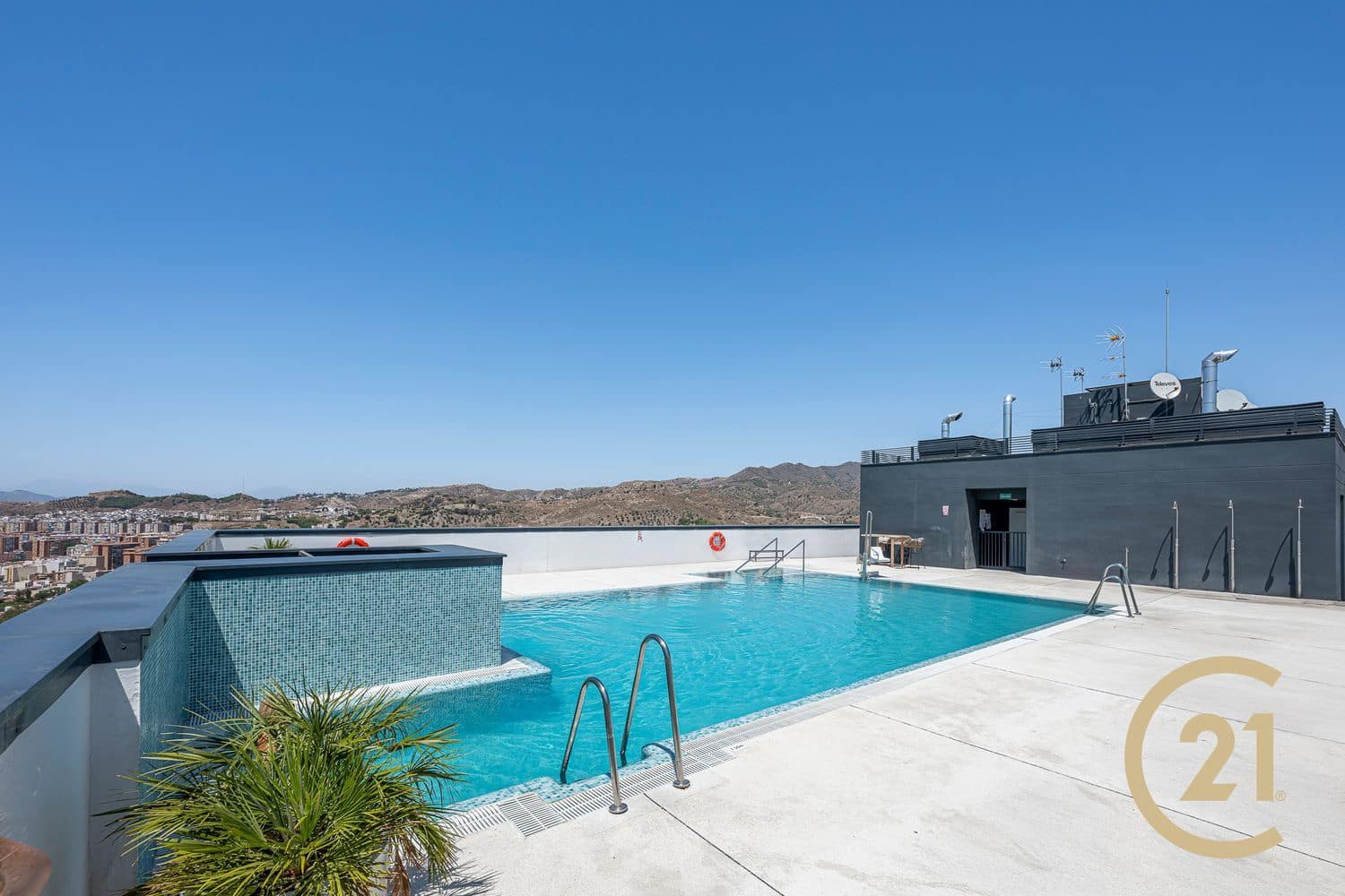 1 soveværelse Lejlighed til salg i Malaga by med swimmingpool garage - € 375.000 (Ref: 9160760)