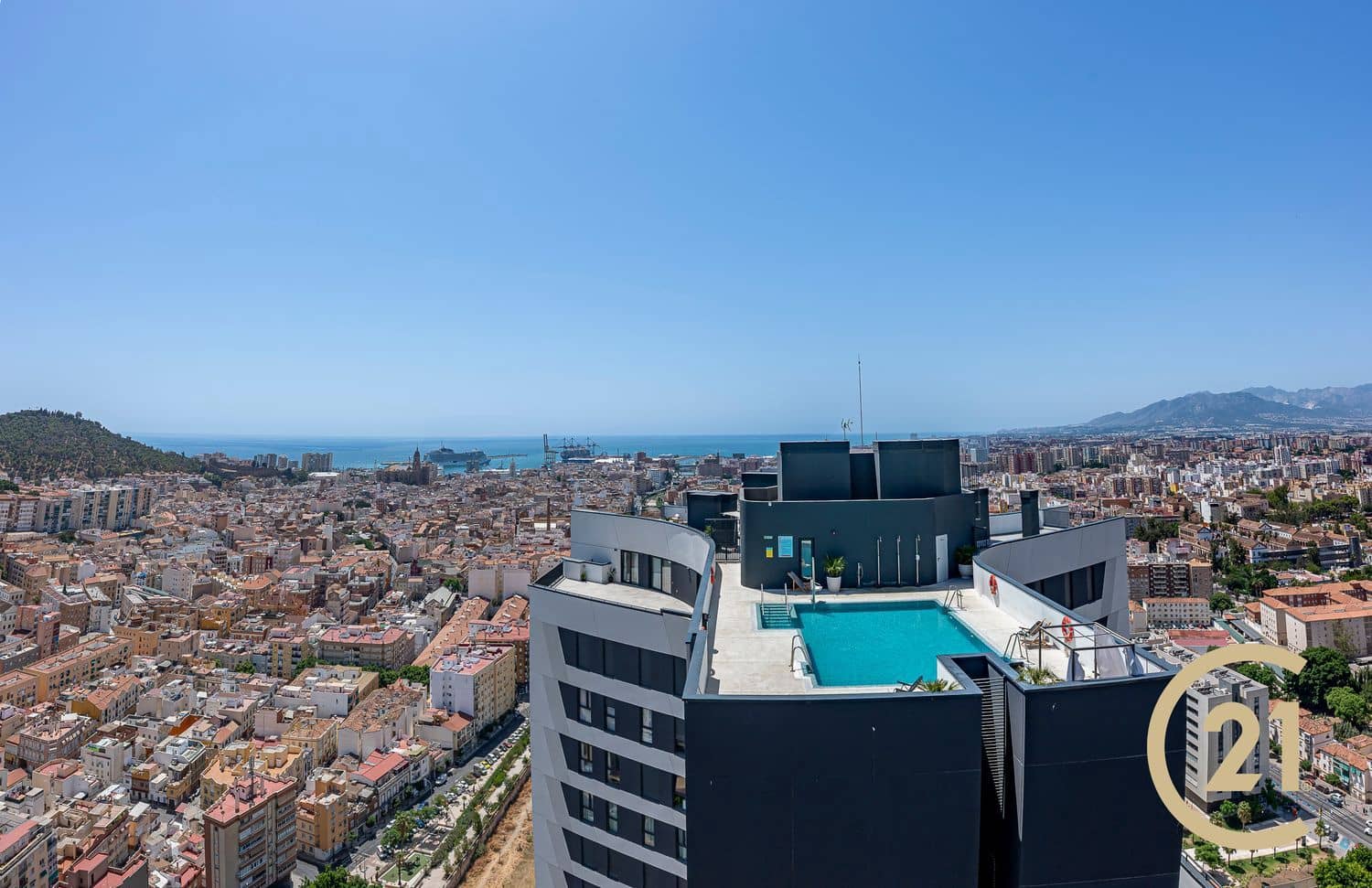 1 soveværelse Lejlighed til salg i Malaga by med swimmingpool garage - € 375.000 (Ref: 9160760)