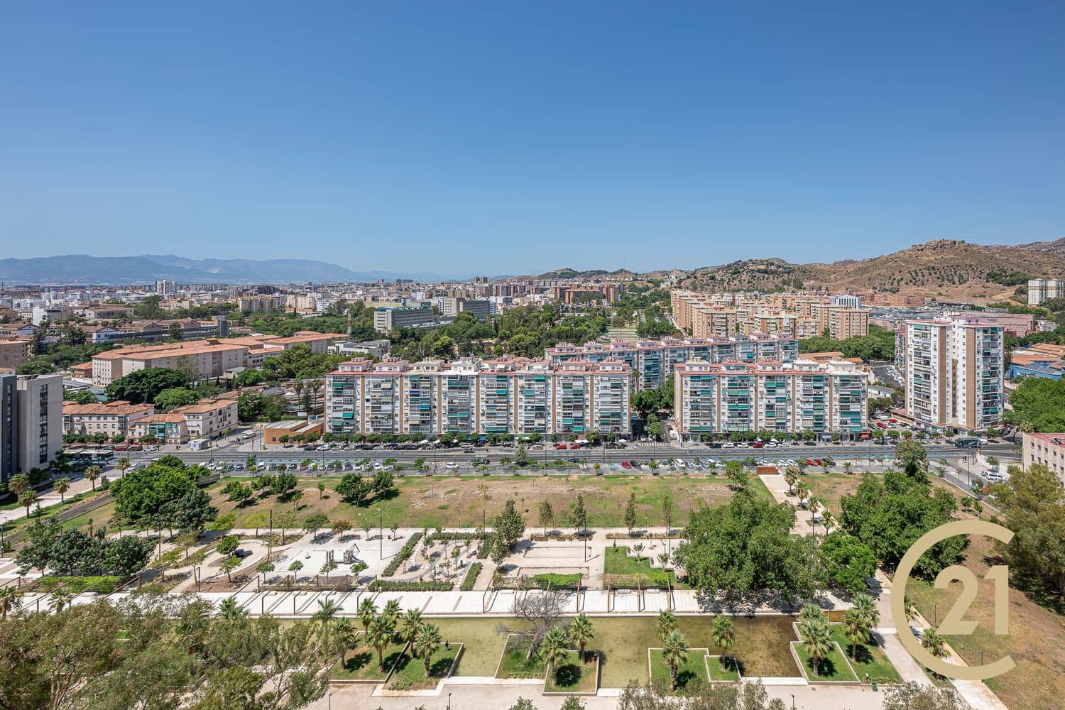 1 soveværelse Lejlighed til salg i Malaga by med swimmingpool garage - € 375.000 (Ref: 9160760)