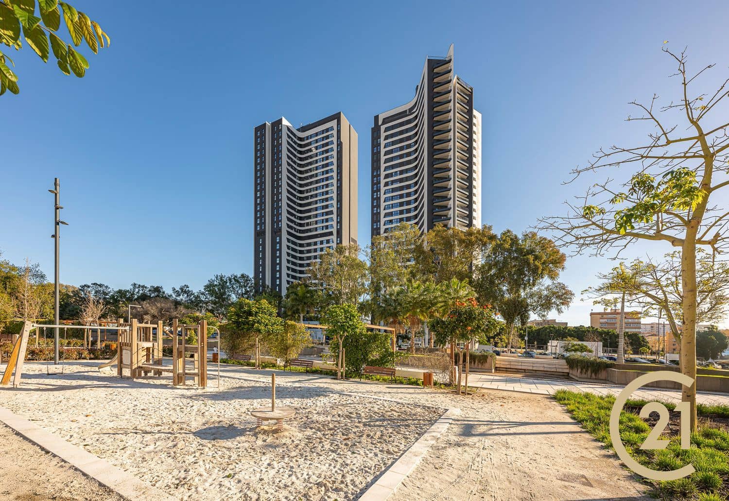 1 soveværelse Lejlighed til salg i Malaga by med swimmingpool garage - € 375.000 (Ref: 9160760)