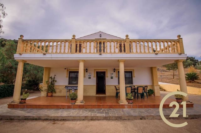 3 soveværelse Finca/Landehus til salg i Ronda med swimmingpool garage - € 550.000 (Ref: 9198338)