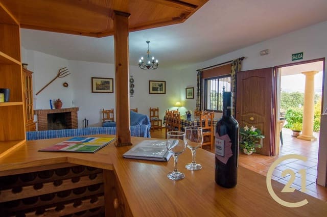 3 soveværelse Finca/Landehus til salg i Ronda med swimmingpool garage - € 550.000 (Ref: 9198338)