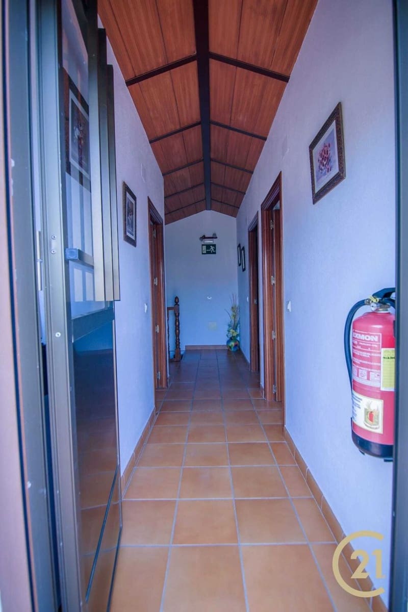 3 soveværelse Finca/Landehus til salg i Ronda med swimmingpool garage - € 550.000 (Ref: 9198338)