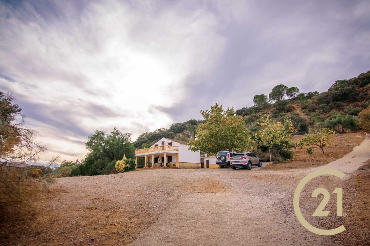 3 soveværelse Finca/Landehus til salg i Ronda med swimmingpool garage - € 550.000 (Ref: 9198338)