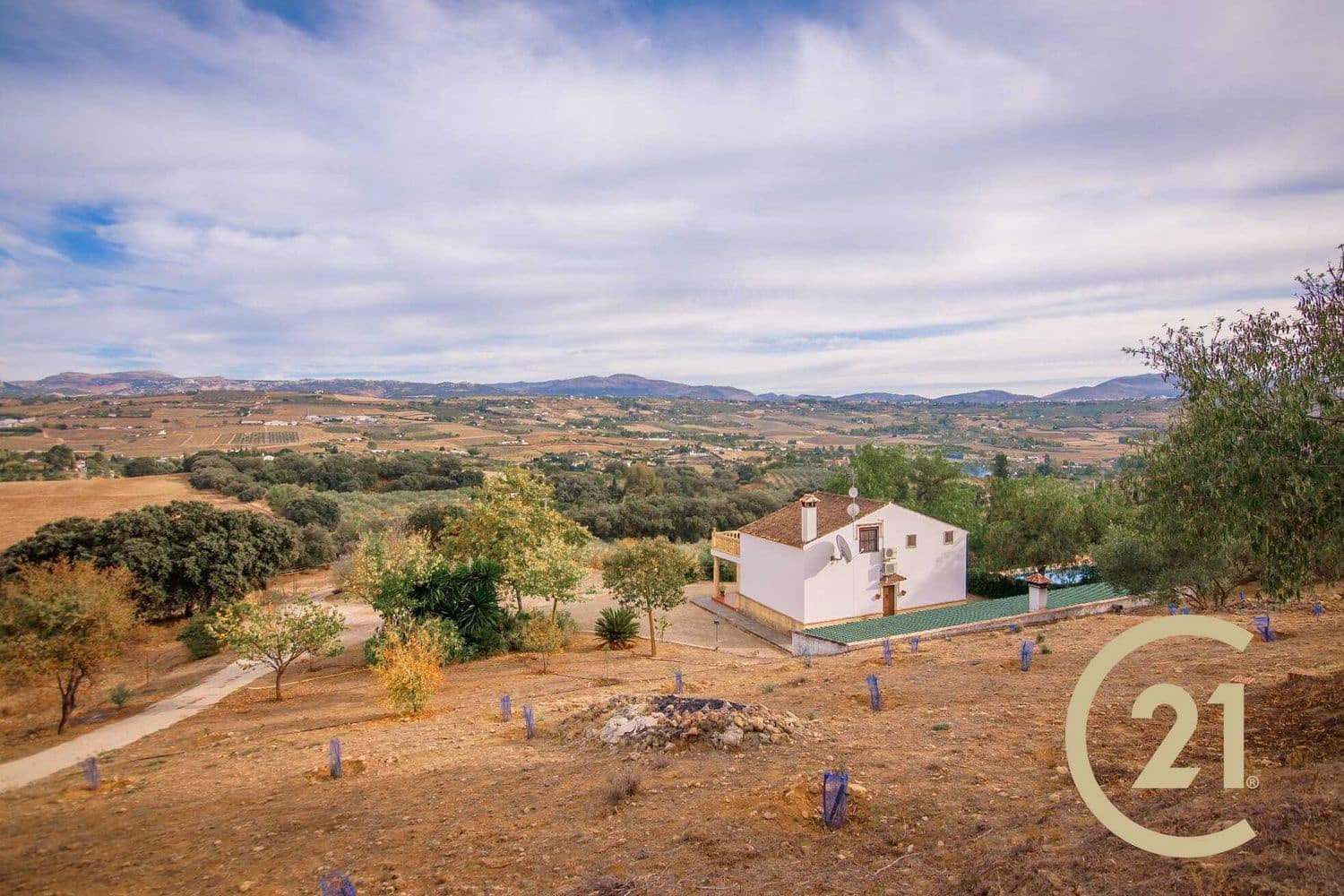 3 soveværelse Finca/Landehus til salg i Ronda med swimmingpool garage - € 550.000 (Ref: 9198338)